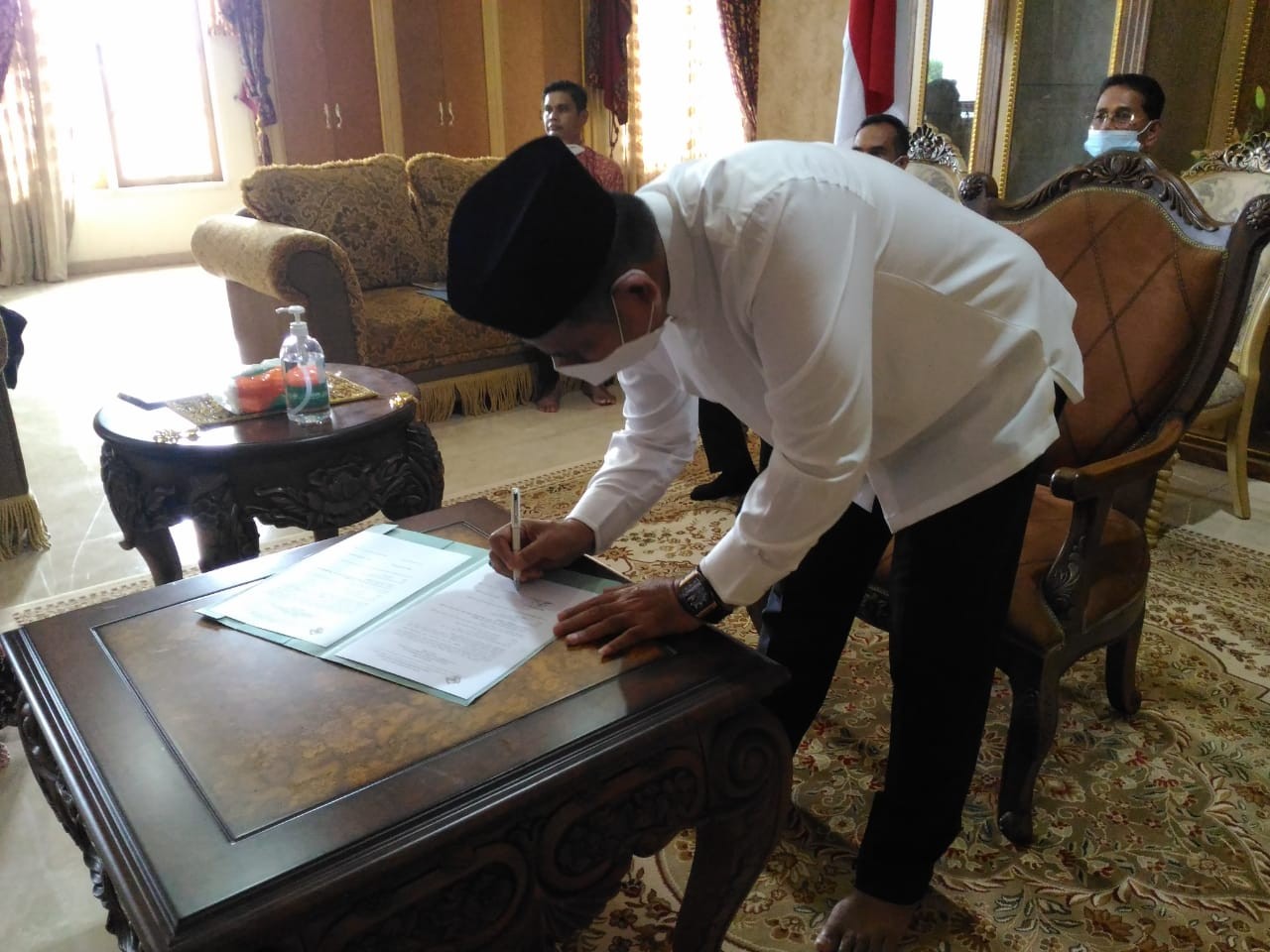 PEMKAB SOLOK KEMBALI MENDAPATKAN OPINI WTP DARI BPK RI UNTUK YANG KEEMPAT KALI BERTURUT-TURUT